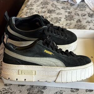 Puma Black and Grey Platform 👟